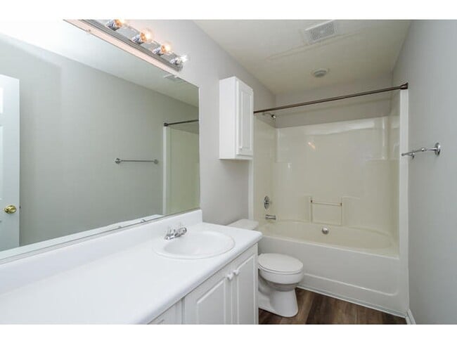 Building Photo - 663 Mickelson Way