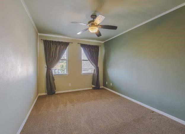 Building Photo - 12959 Early Wood Dr