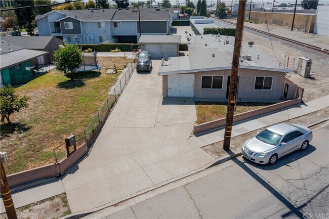 Building Photo - 9412 Nance Ave