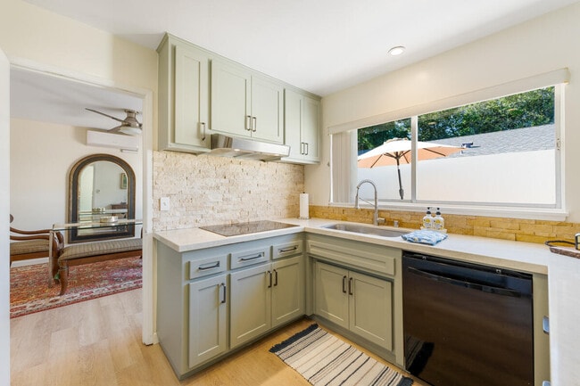 Building Photo - 4126 Foothill Rd