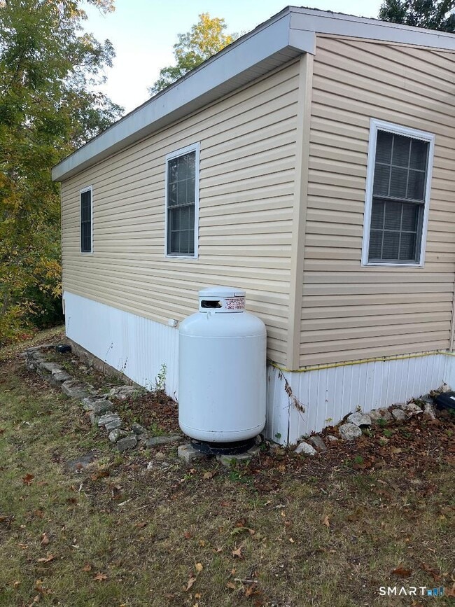 Building Photo - 146 Beebe Farms Rd