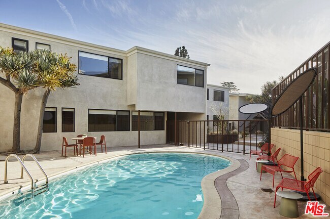 Building Photo - 12425 Texas Ave