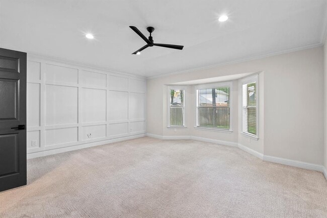 Building Photo - 309 Creek Ridge Ln