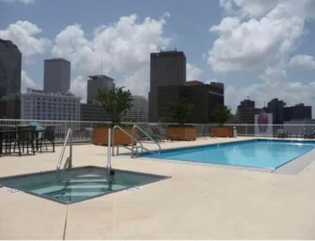 Building Photo - 1201 Canal St