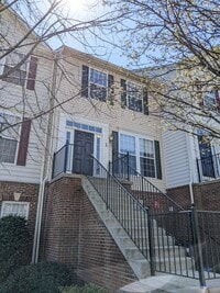 Building Photo - Updated condo in Ballenger Creek available in June!