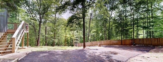 Building Photo - 1709 Floyd Way