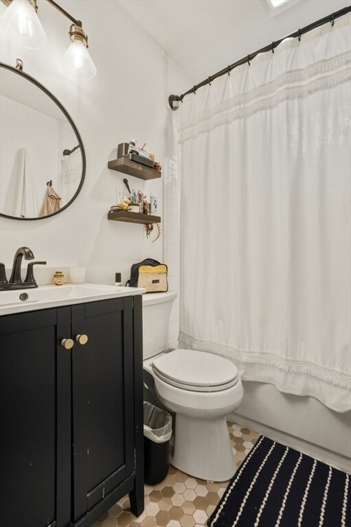 Building Photo - 171 Brooks St