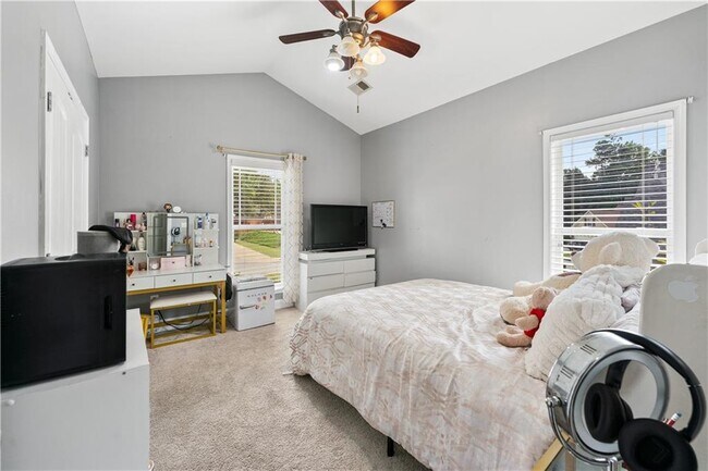 Building Photo - 52 Thomas Pl Dr