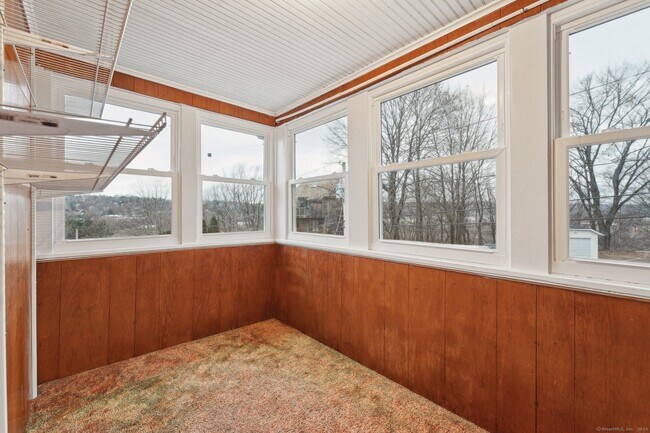 Building Photo - 59 High St