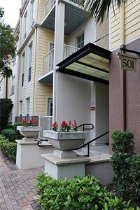 Building Photo - 501 S Moody Ave