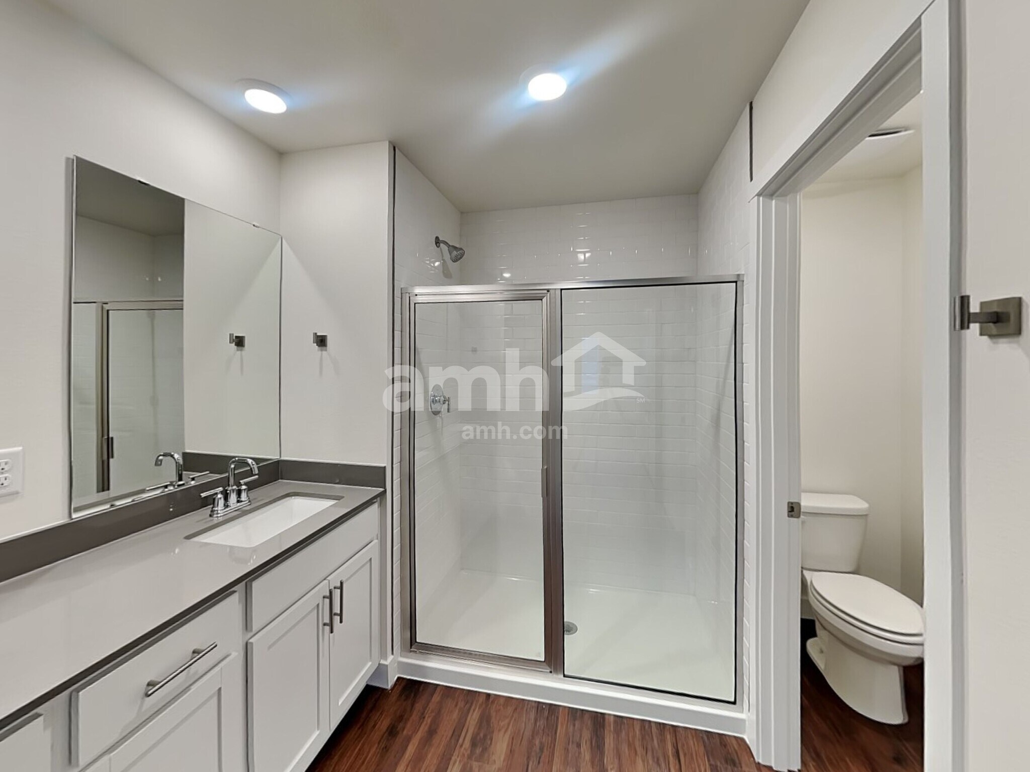 Building Photo - 8429 48th Pl NE