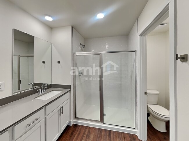 Building Photo - 4727 85th Dr NE
