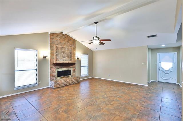 Building Photo - 4025 Inverrary Dr