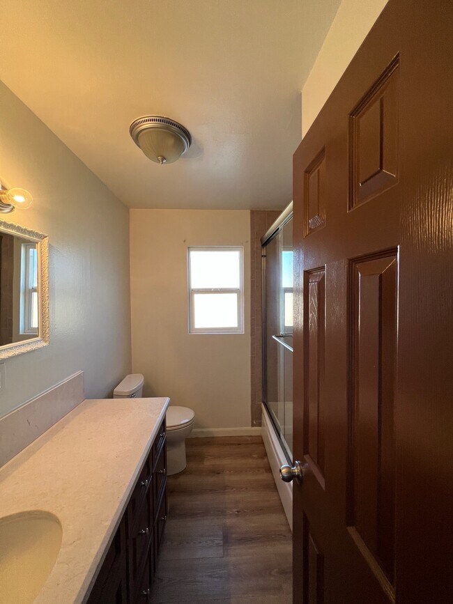 Building Photo - 9527 E Avenue T12