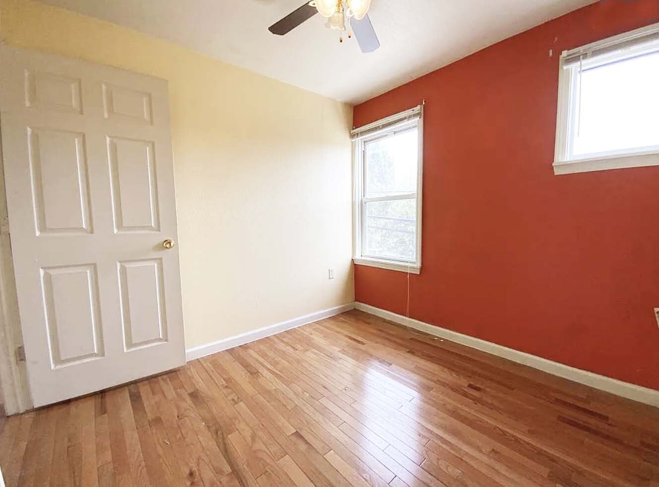 Building Photo - 221 Sterrett St