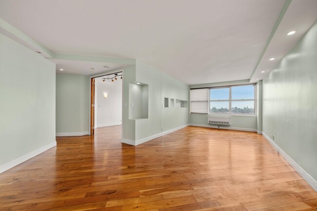Building Photo - 7002 JFK Blvd E