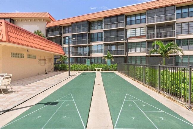 Building Photo - 17580 Gulf Blvd