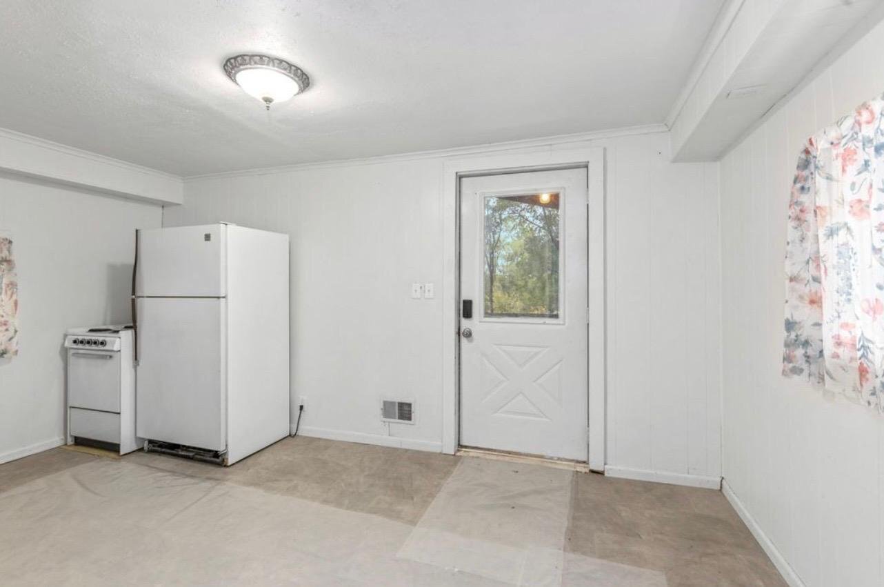 Building Photo - 13664 Wabasis Ave NE