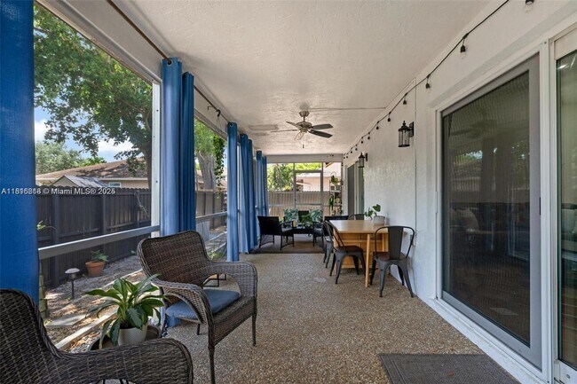Building Photo - 301 NW 78th Ave