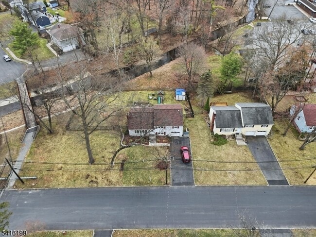 Building Photo - 30 Arden Rd