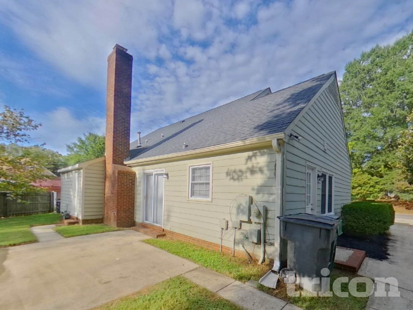 Building Photo - 7400 Palmetto Ct