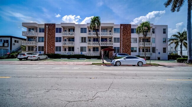 Building Photo - 1150 Euclid Ave