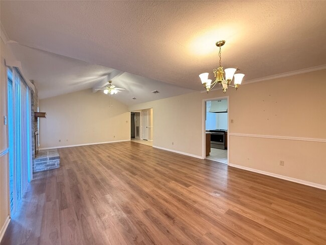 Building Photo - 15307 Pebble Lake Dr