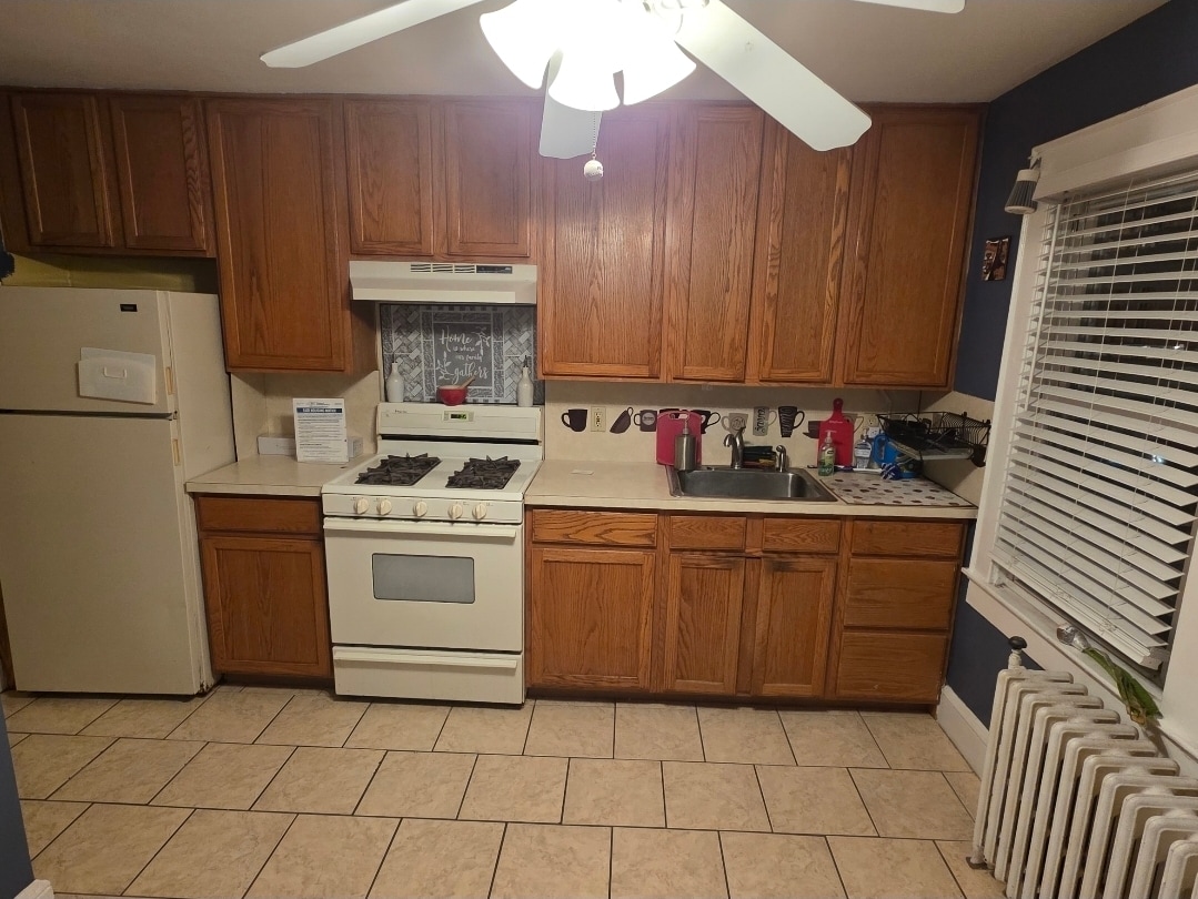 Kitchen - 121 4th St