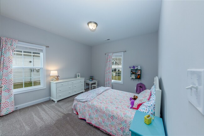 Building Photo - 3006 Weathersby Dr