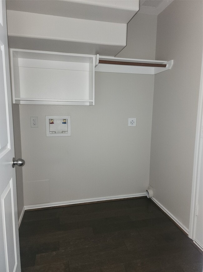 Building Photo - 10614 Acacia Forest tr