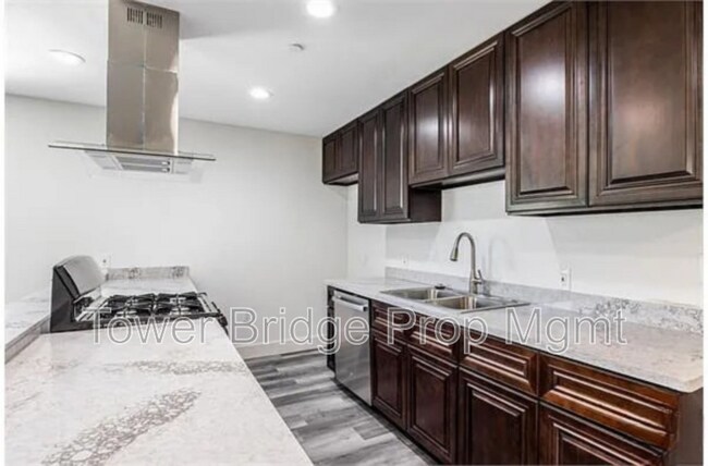 Building Photo - 2409 Cava Ct