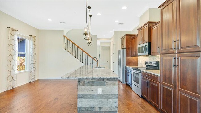 Building Photo - 921 Taramundi Dr