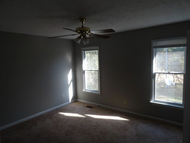 Building Photo - 5513 Brown St
