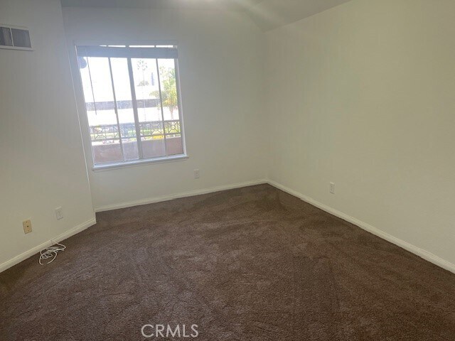 Building Photo - 8889 Caminito Plaza Centro