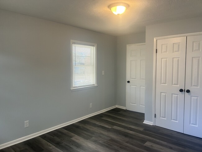 Building Photo - 6311 Glenlea Cir