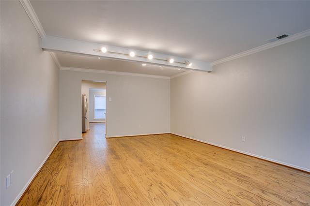 Building Photo - 4414 Buena Vista St