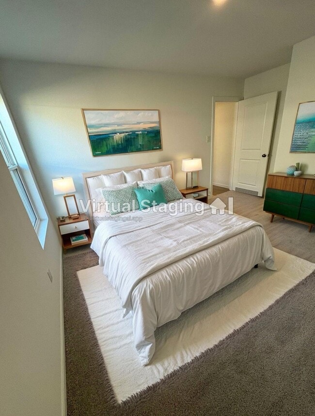 Building Photo - 909 Lago Laceno Ln