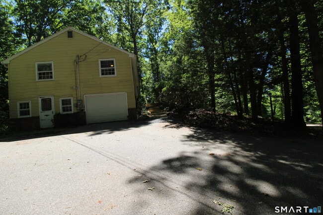 Building Photo - 67 Mulberry Rd