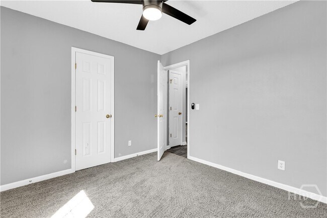 Building Photo - 39 Cordage Cir