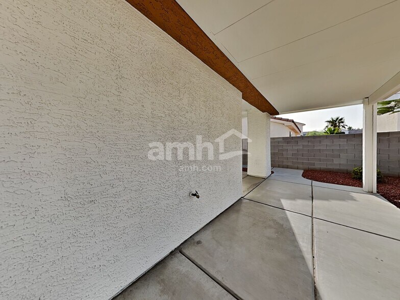 Building Photo - 7728 Sublimity Ave