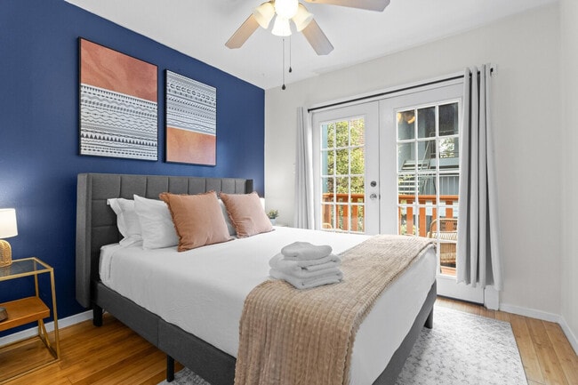 Building Photo - 708 S 1st St