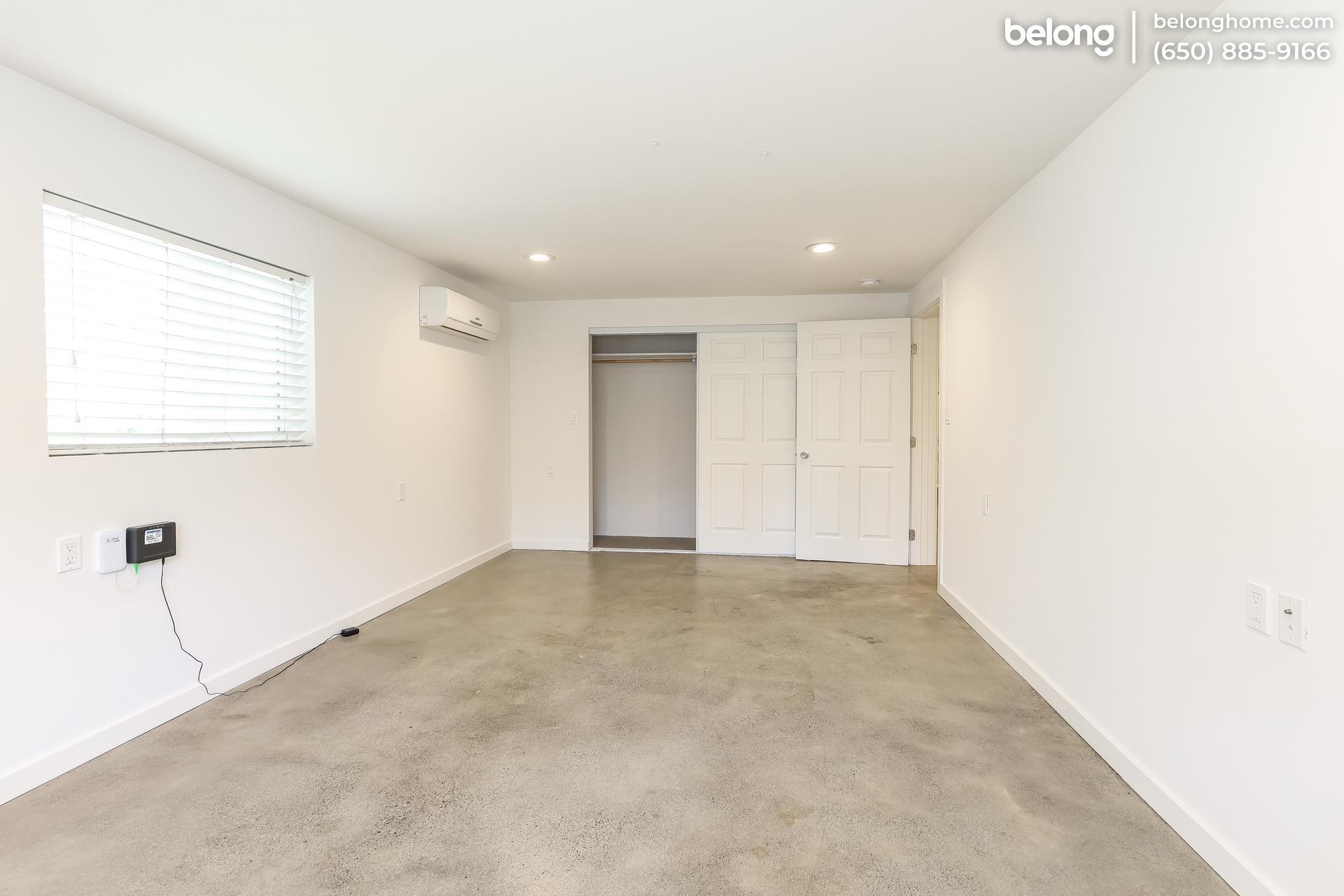 Building Photo - 1432 12th St