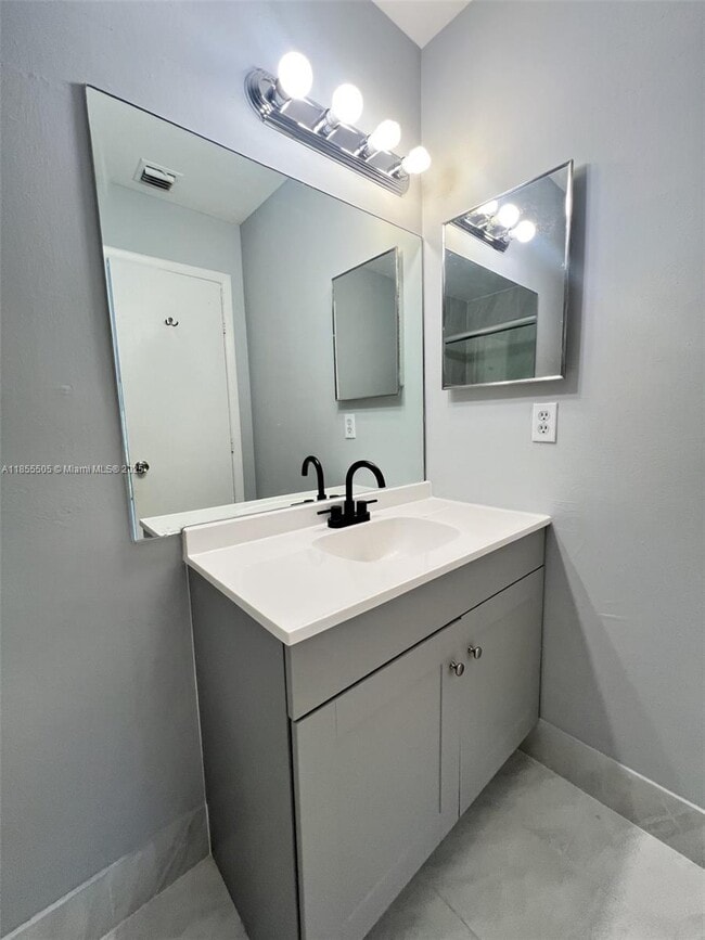 Building Photo - 10155 Boca Bend E
