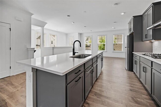 Building Photo - 3381 Macaiva Aly