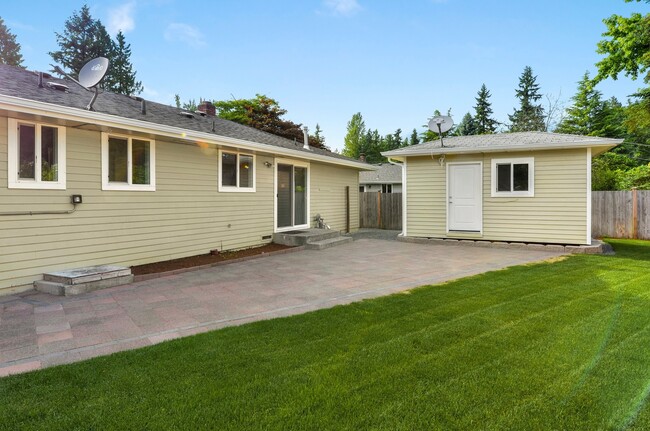 Building Photo - Charming Remodeled Home with Backyard Work...