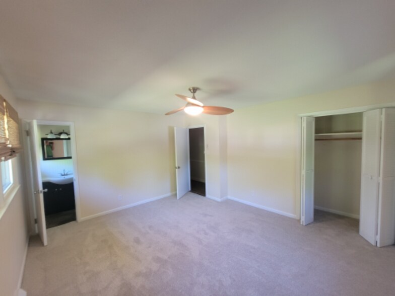 Building Photo - 1145 Quail Hollow Rd
