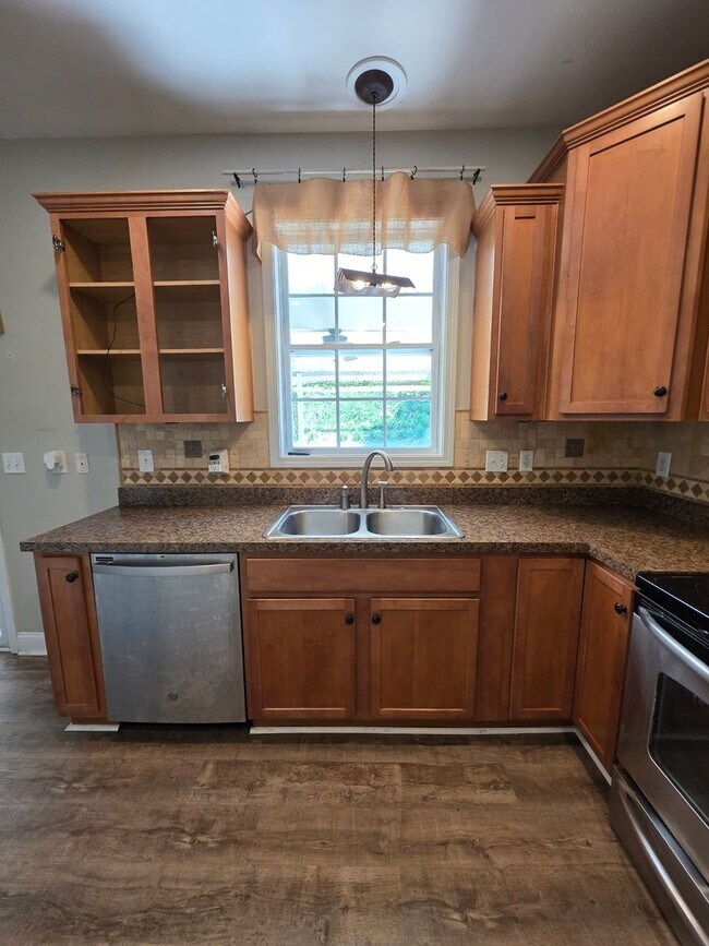 Building Photo - 177 Mill House Ln