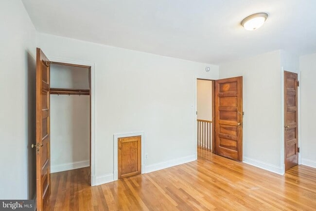 Building Photo - 1407 K St SE