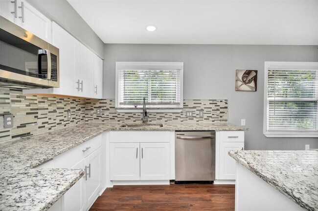 Building Photo - 3262 Kristen Dr