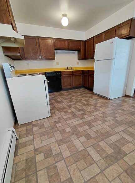 Kitchen - 1408 Taft Ave